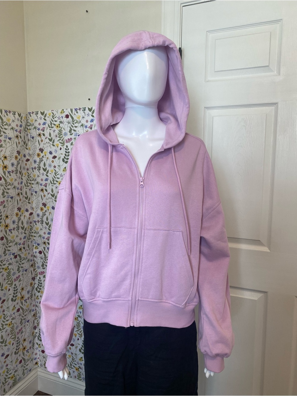 Old Navy SoComfy WMN’s Classic Length Lilac Purple Zip-Up Sweater Size Small